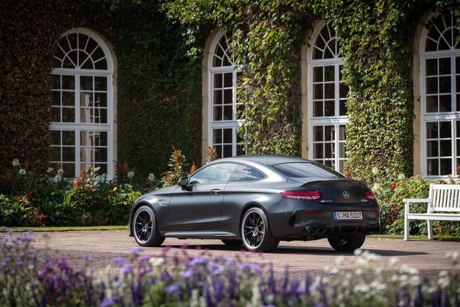 Mercedes-AMG C63 S Coupe (C205) 2018 года  (WW) (фото 39 из 44)